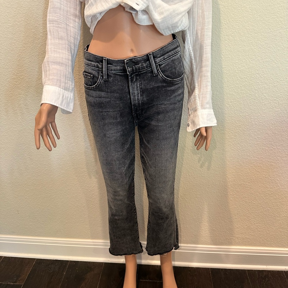 Mother Insider Crop Step Fray in Train Stops 27